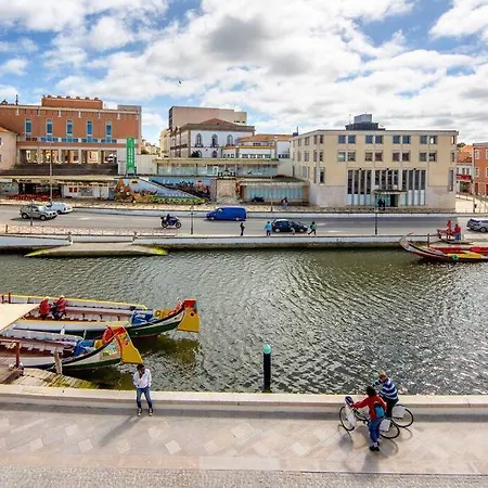 No Canal No Centro De Localizacao Premium & Zona Animada Lägenhet Aveiro